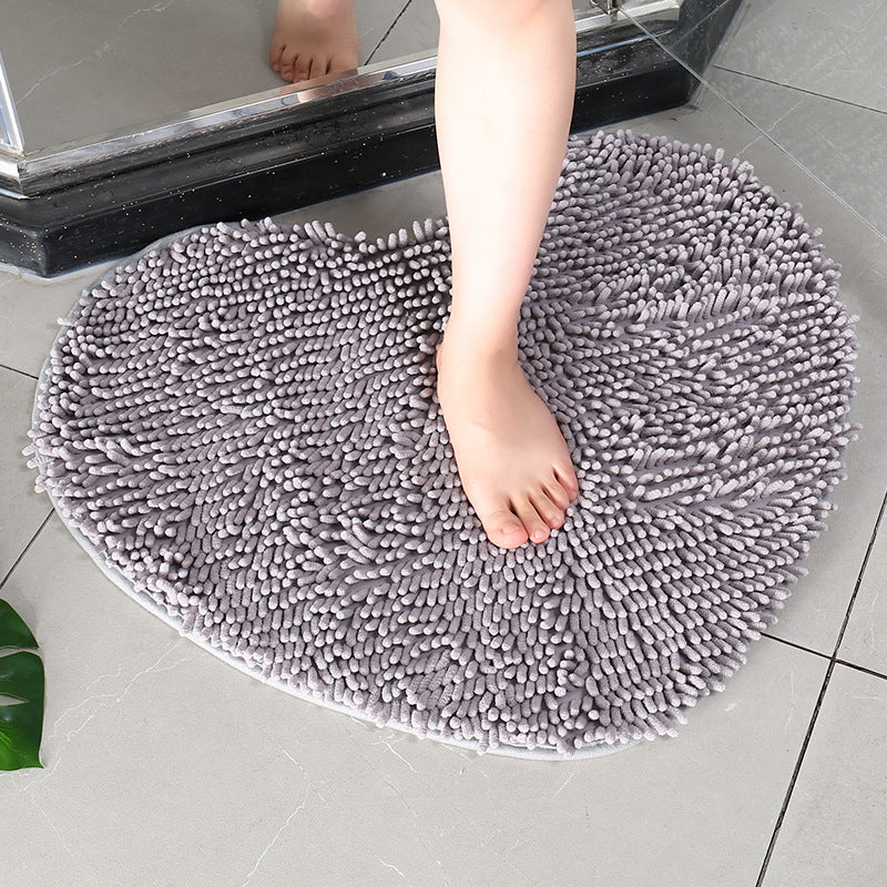 Chenille Bath Mat - Water Absorbent Non-Slip Heart Shaped Floor Rug