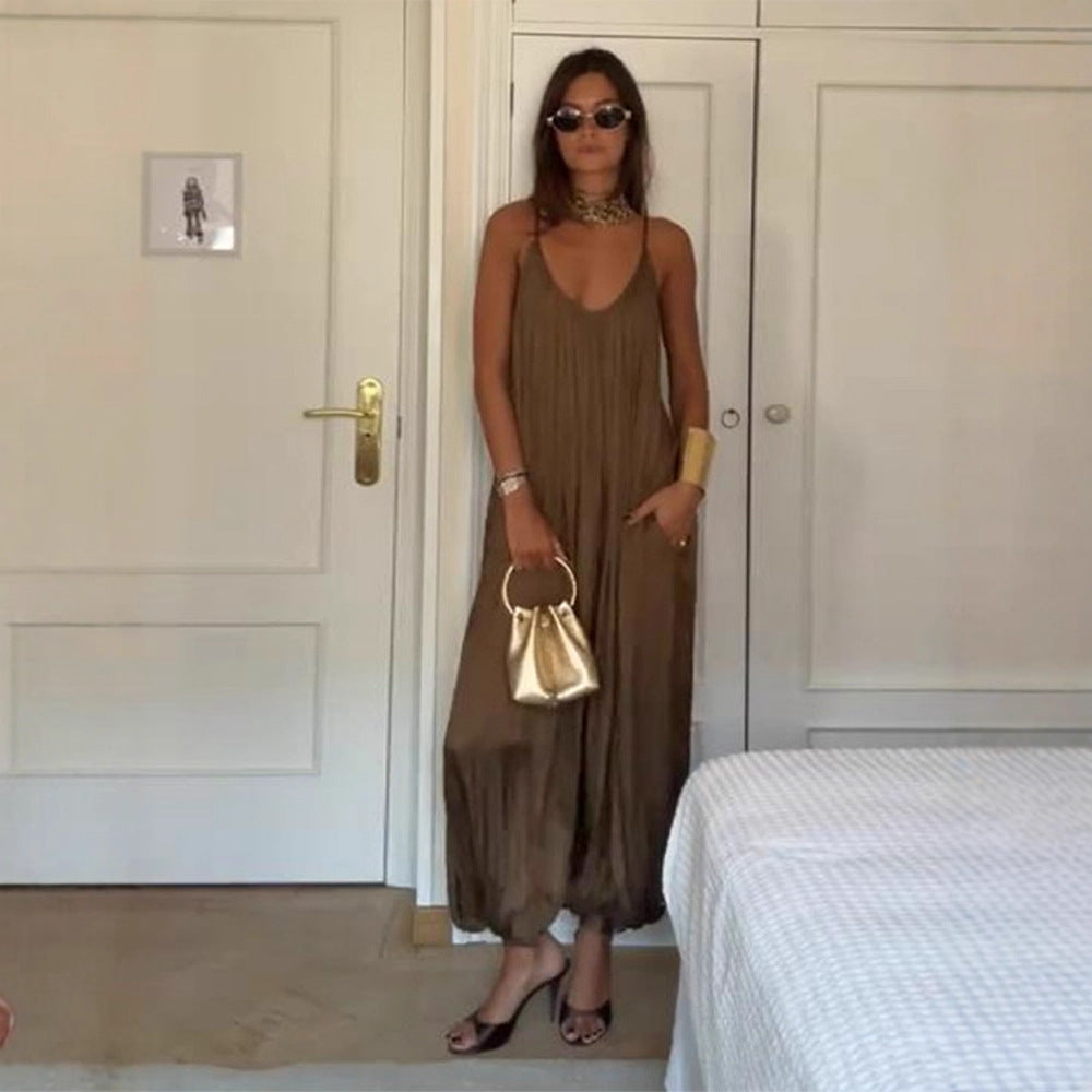 Women's Casual V-Neck Backless Pleated Jumpsuit