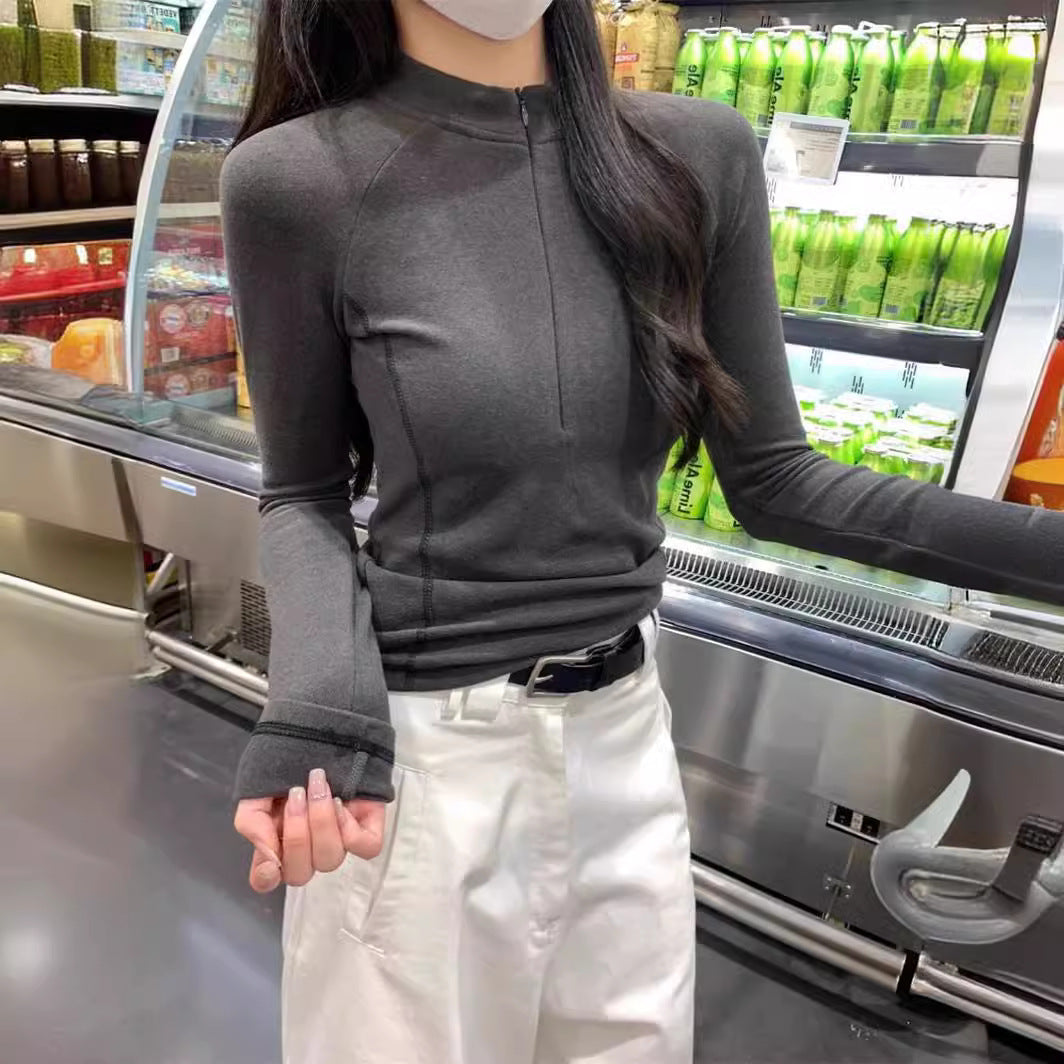 Slim-Fit Gray Turtleneck Long Sleeve Thermal Tee