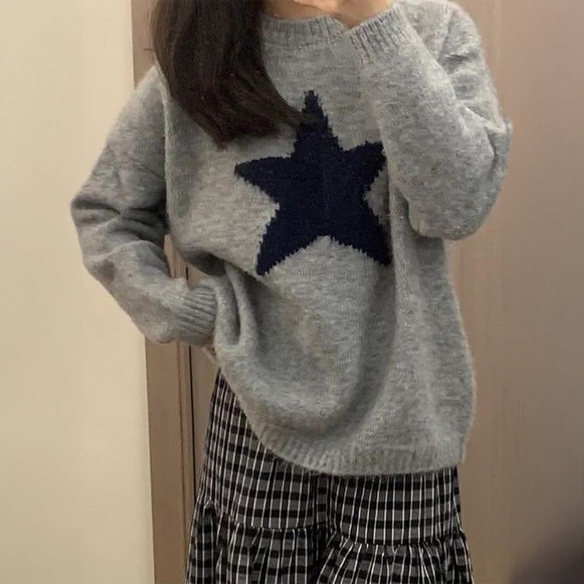 Women's Crew-neck Simple Long-sleeve Sweater Top
