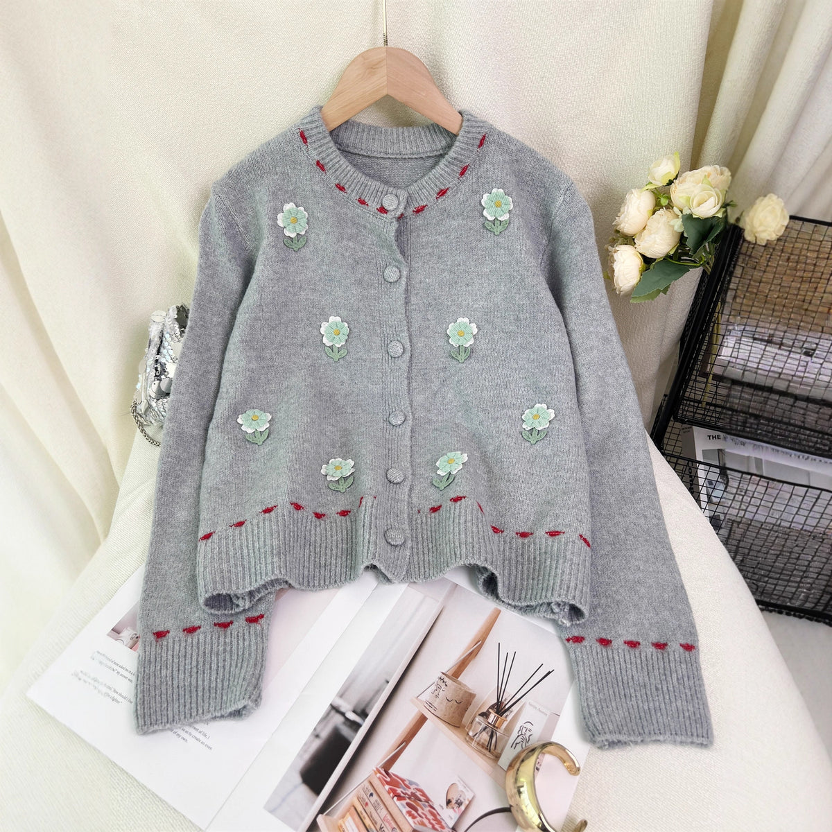 Women's Patchwork Flower Knitted Cardigan Round Neck Casual Sweater