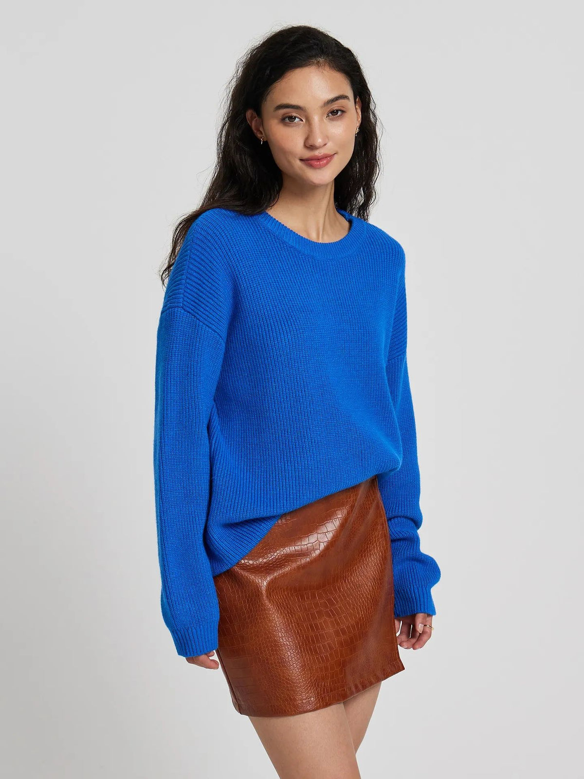 Round Neck Long Sleeve Pullover Loose and Lazy Style Sweater