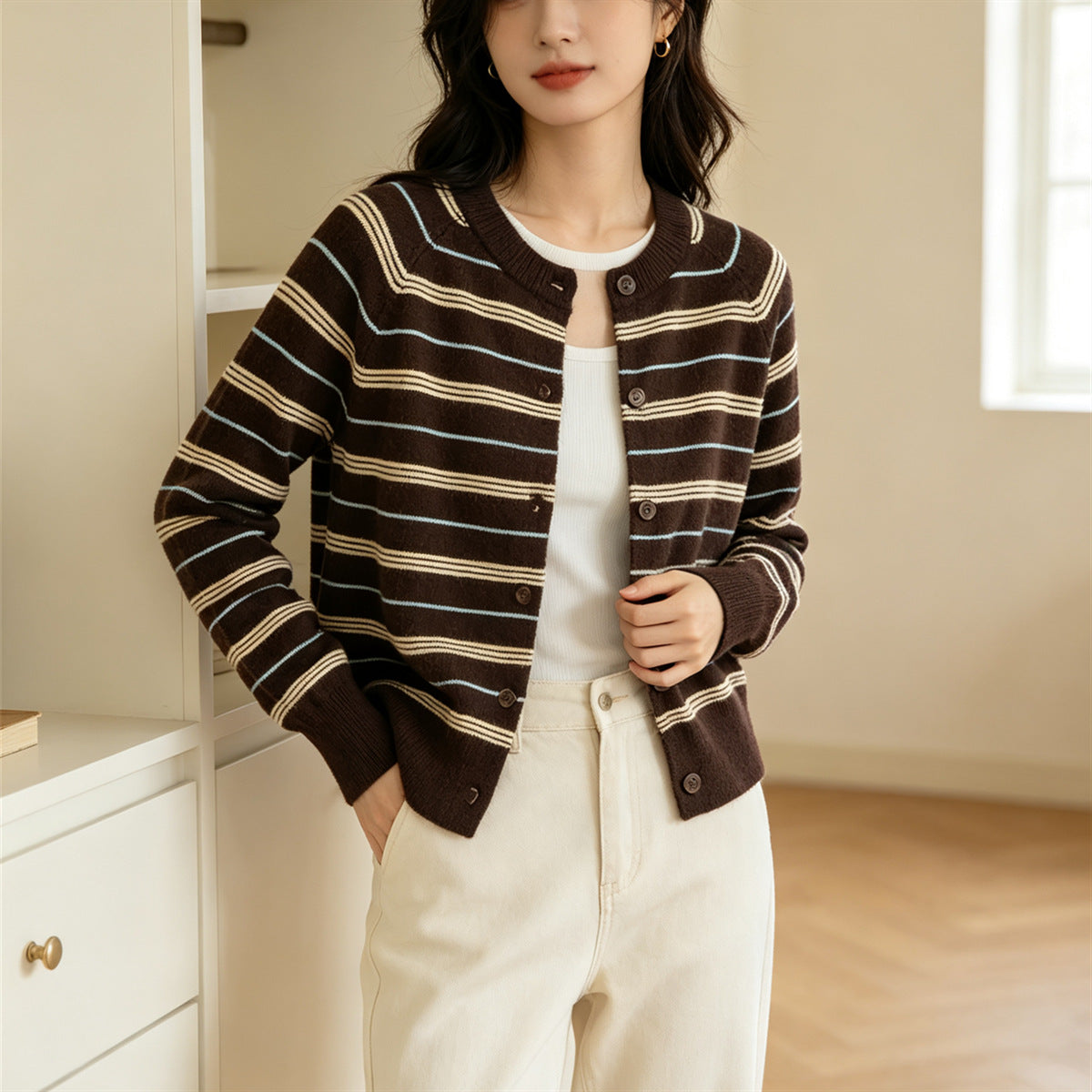 Womens Elegant Contrasting-color Striped Sweater