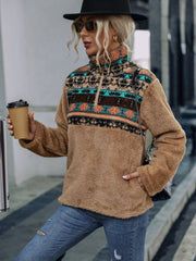 Geometric Print Plush Pullover Sweatshirt