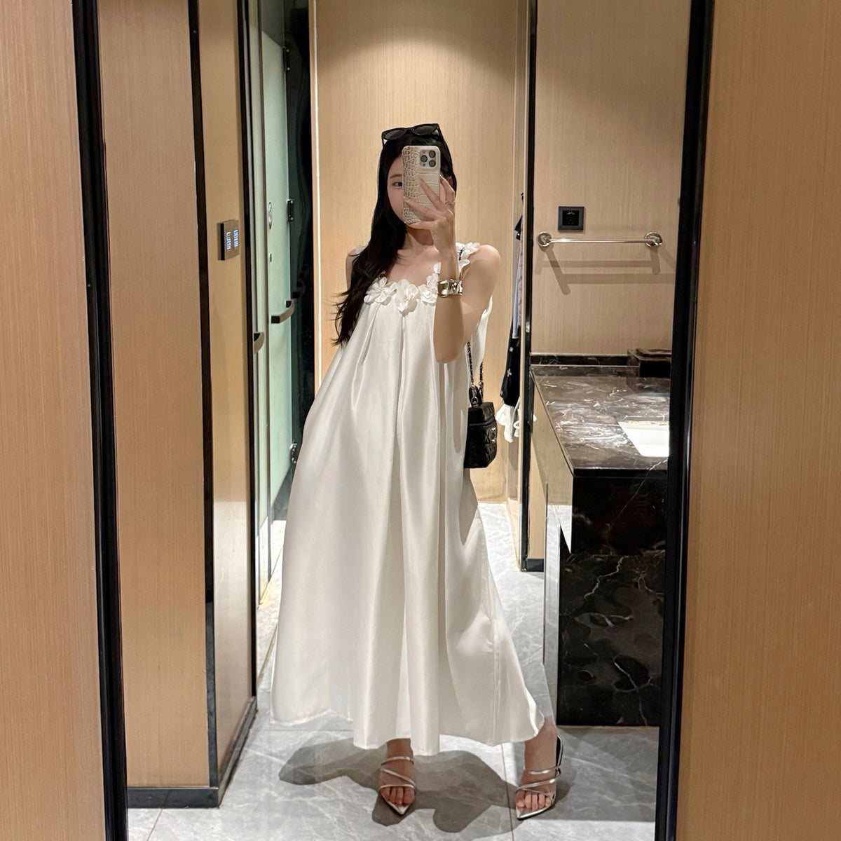 Women's Beachfront Maternity Holiday Dress