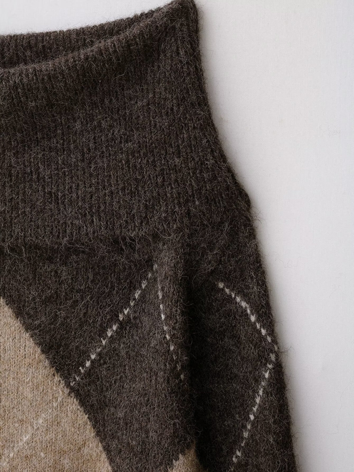 Off-shoulder Rhombus Jacquard Knitted Sweater for Women