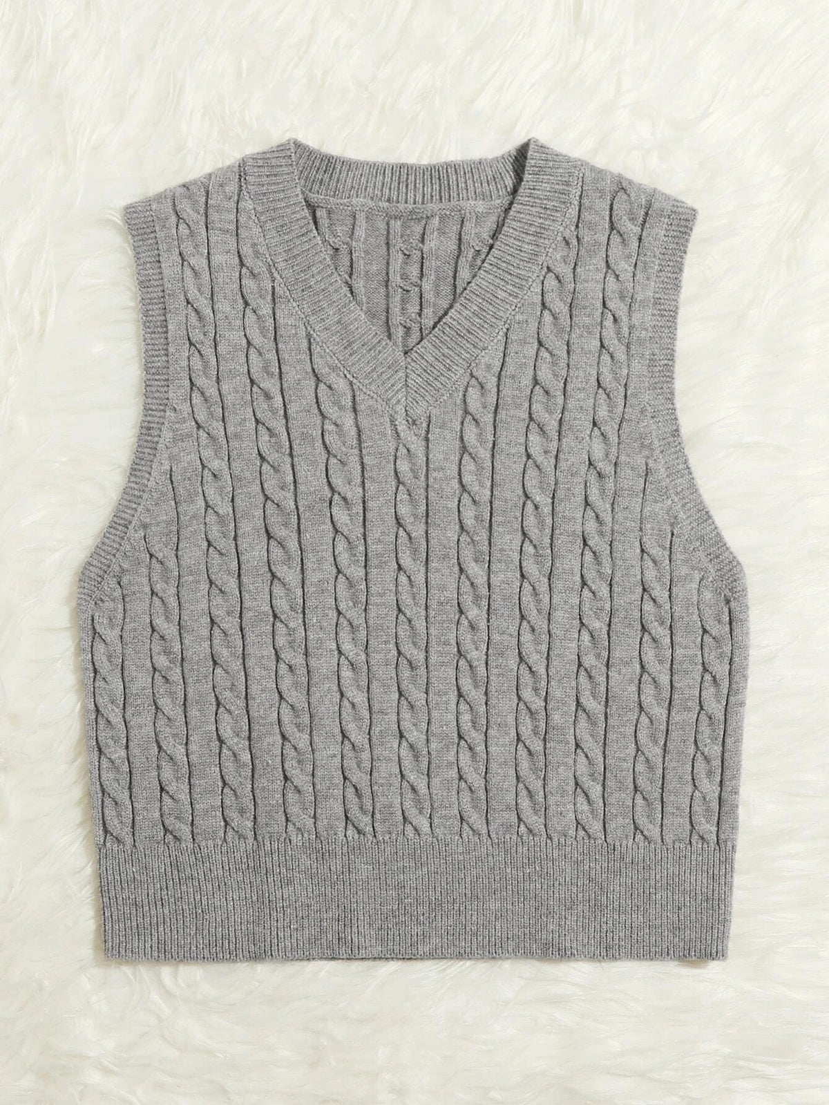 Springsummer Knitted Cabled Vest Pullover with V-neck