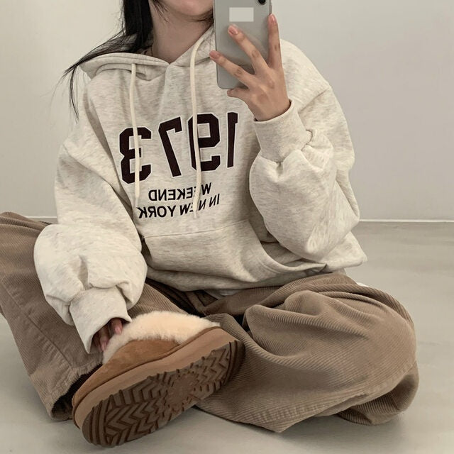 Cozy Fleece-Lined Letter Hoodie for Casual Everyday Wear
