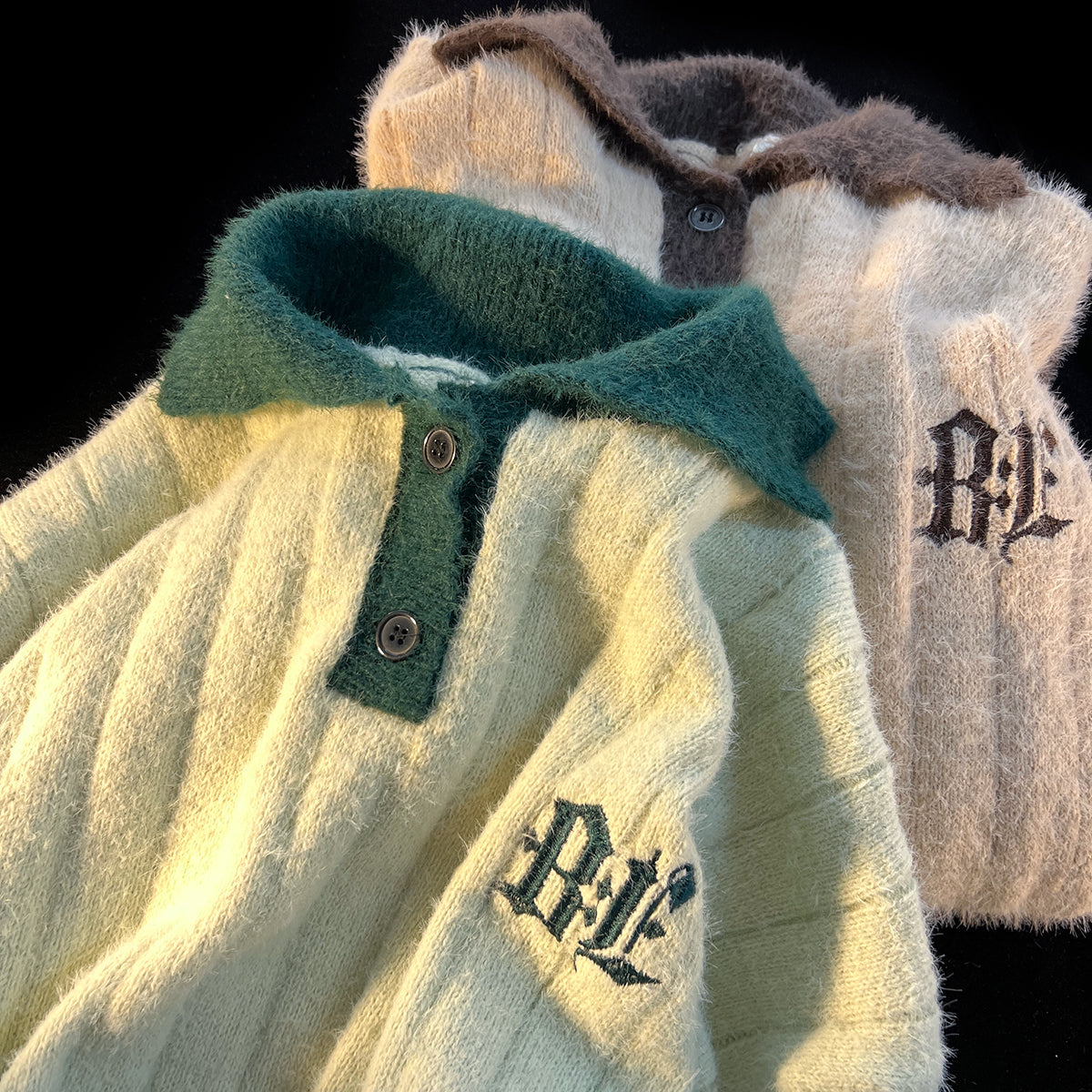 Retro Polo Neck Cream Sweater - Cozy Loose Fit Pullover