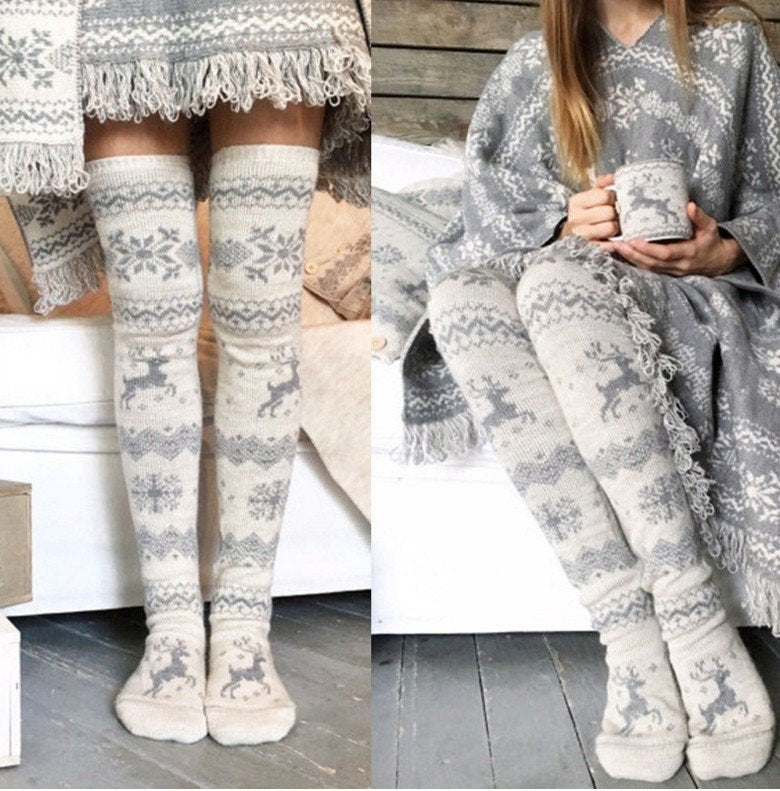 Stay Cozy this Winter: Oversized Moose Socks