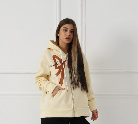 Cozy Women's Long Sleeve Sweatshirt for Everyday Comfort