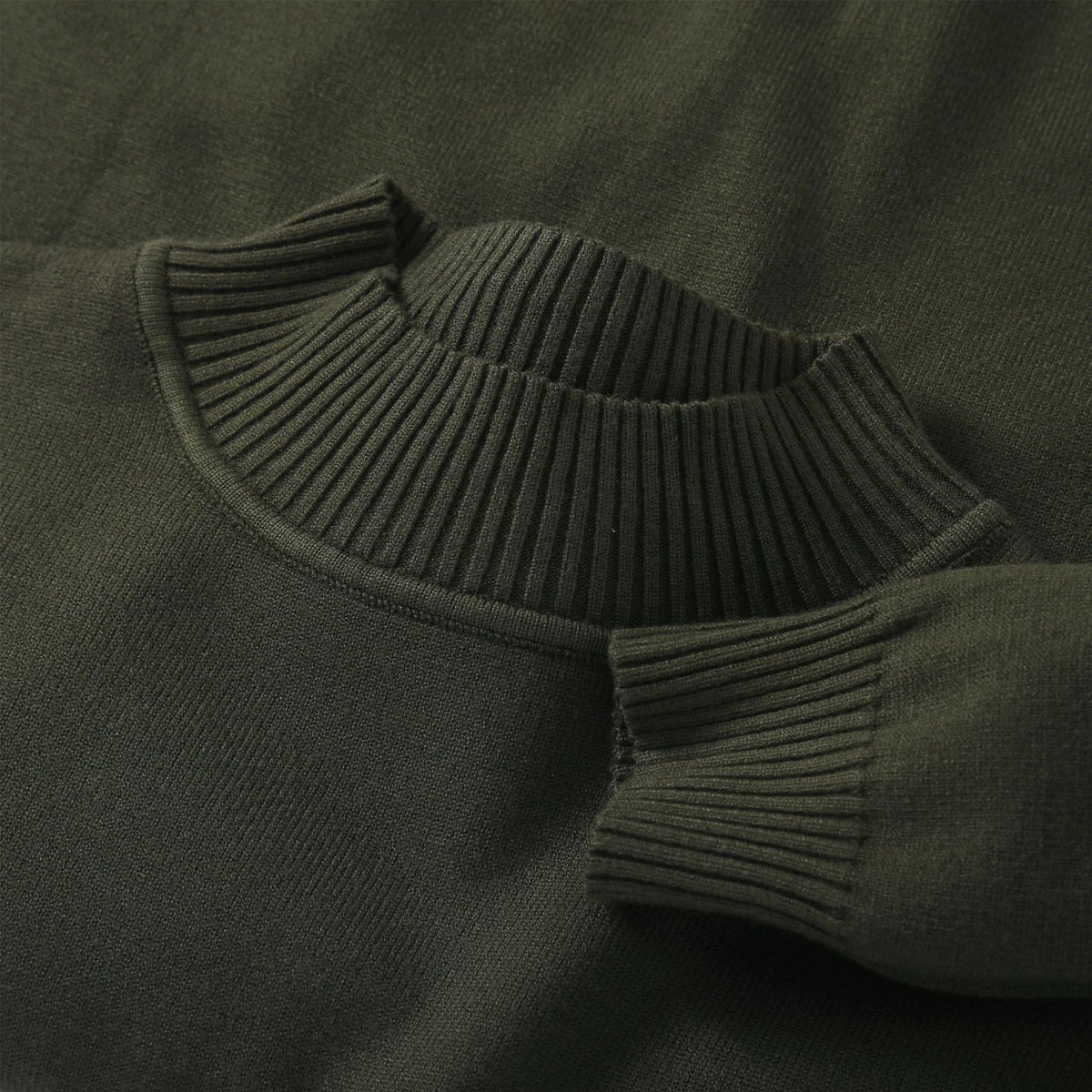 Autumn and Winter Bottoming Sweater Men