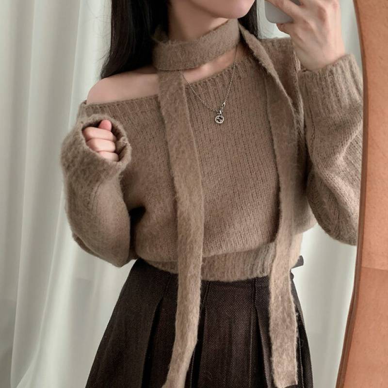 Women's Off-shoulder Long-sleeved Sweater Temperament Wild