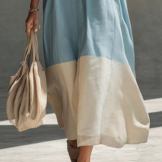 New Arrival Chic Strap Maxi Dress with Contrasting Paneling