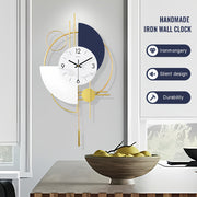 Modern Metal Wall Clocks For Living Room, 30 * 17 Inch Home Decorative Golden Wall Clocks, 3D Round Big Golden Wall Clock For Kitchen Bedroom Office Office Cafes Hotels Decor
