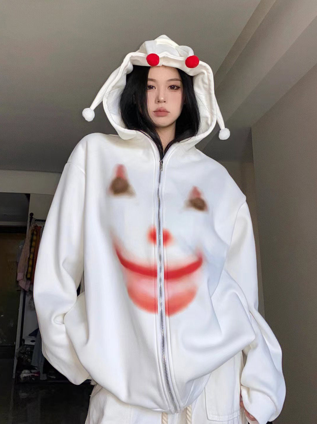 Women's White Zip-Up Loose Sweater
