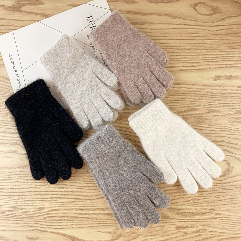 Stay Warm Cycling Gloves for Students