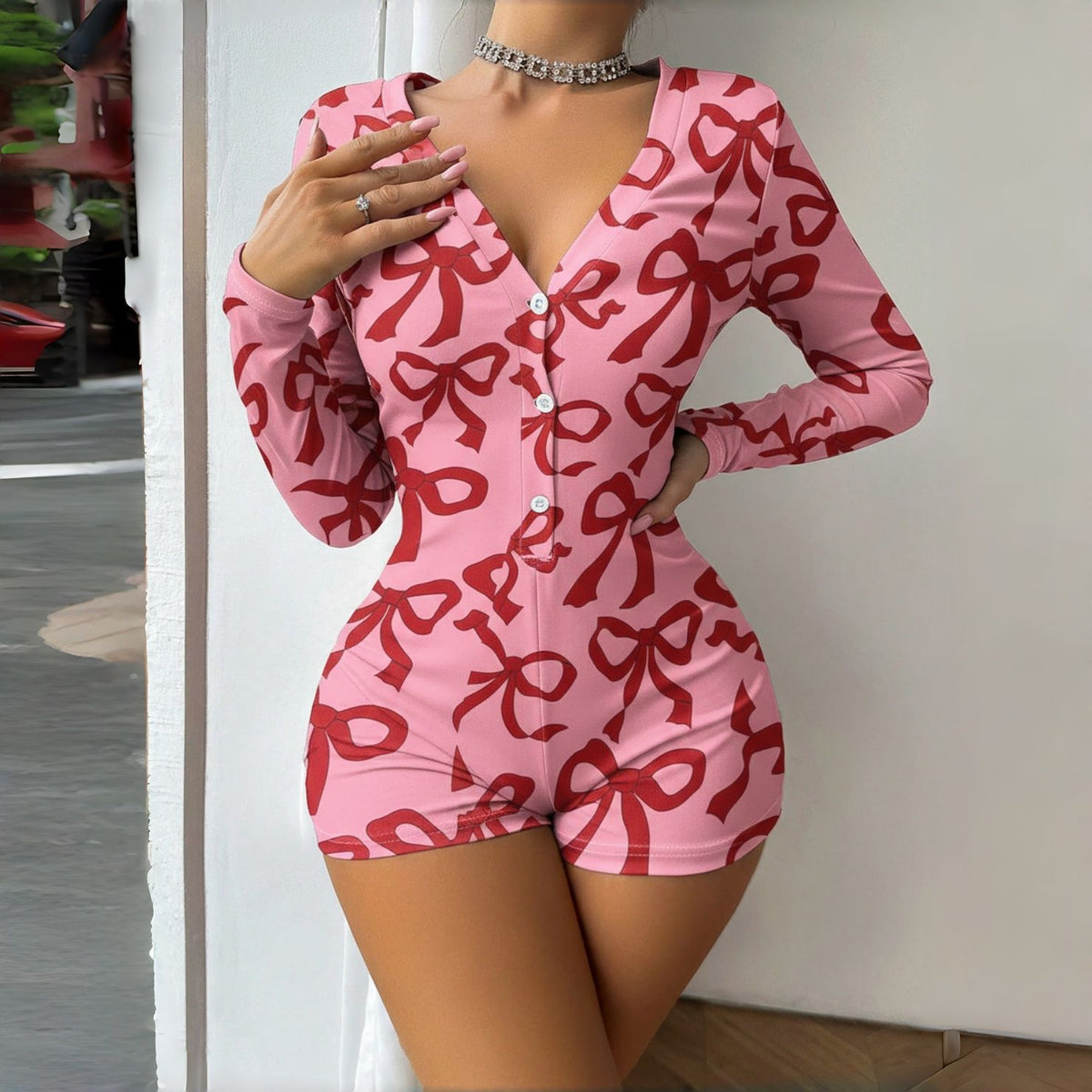 Chic V-Neck Slim-Fit Leopard & Plaid Bodysuit