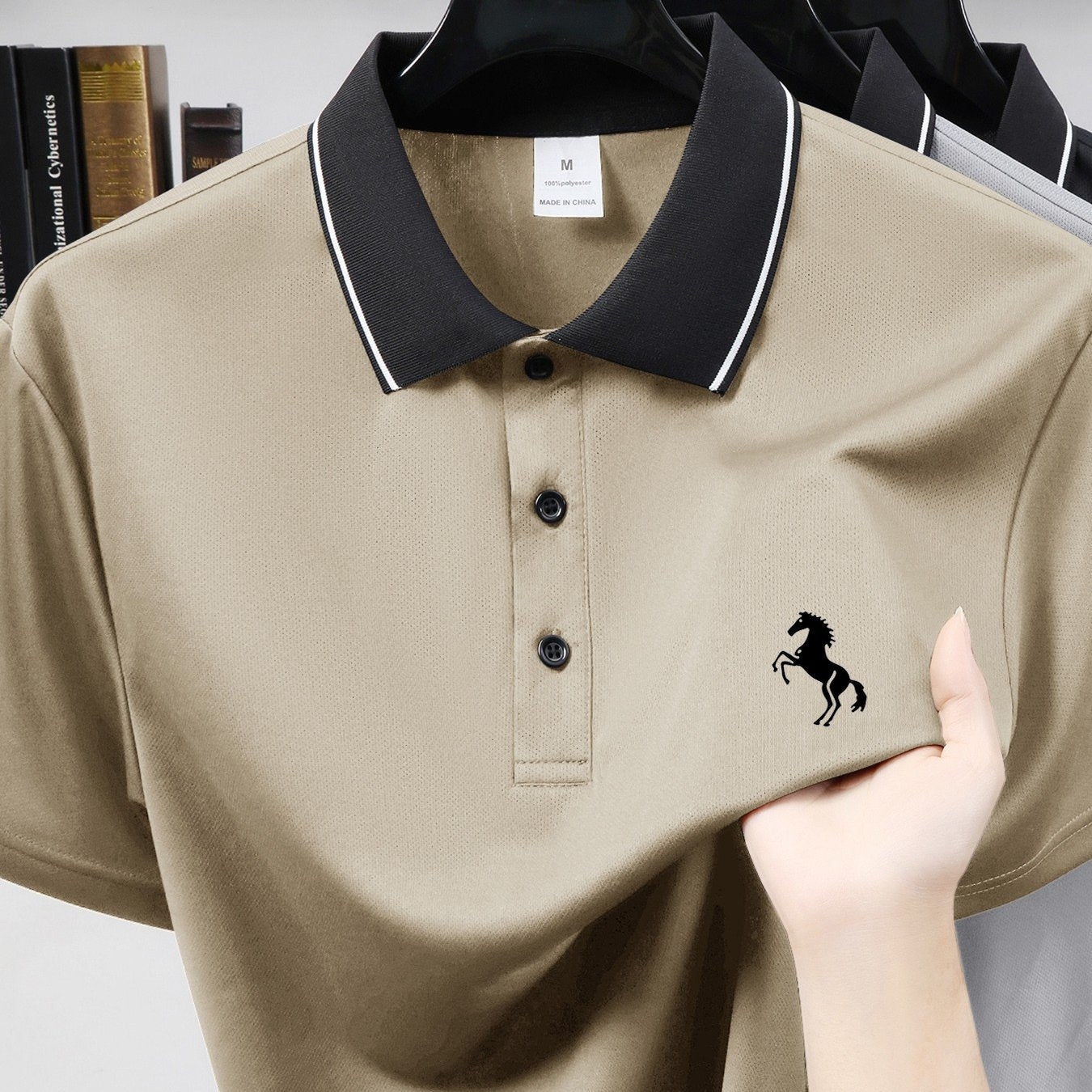 Men's Business Casual Short Sleeve Collared Shirt with Embroidered Prancing Horse Design