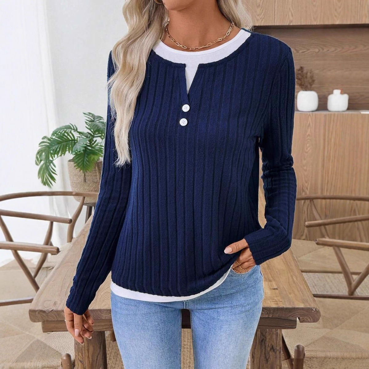Women's Fake Two-piece Round Neck Button Pullover Grinding Sweater