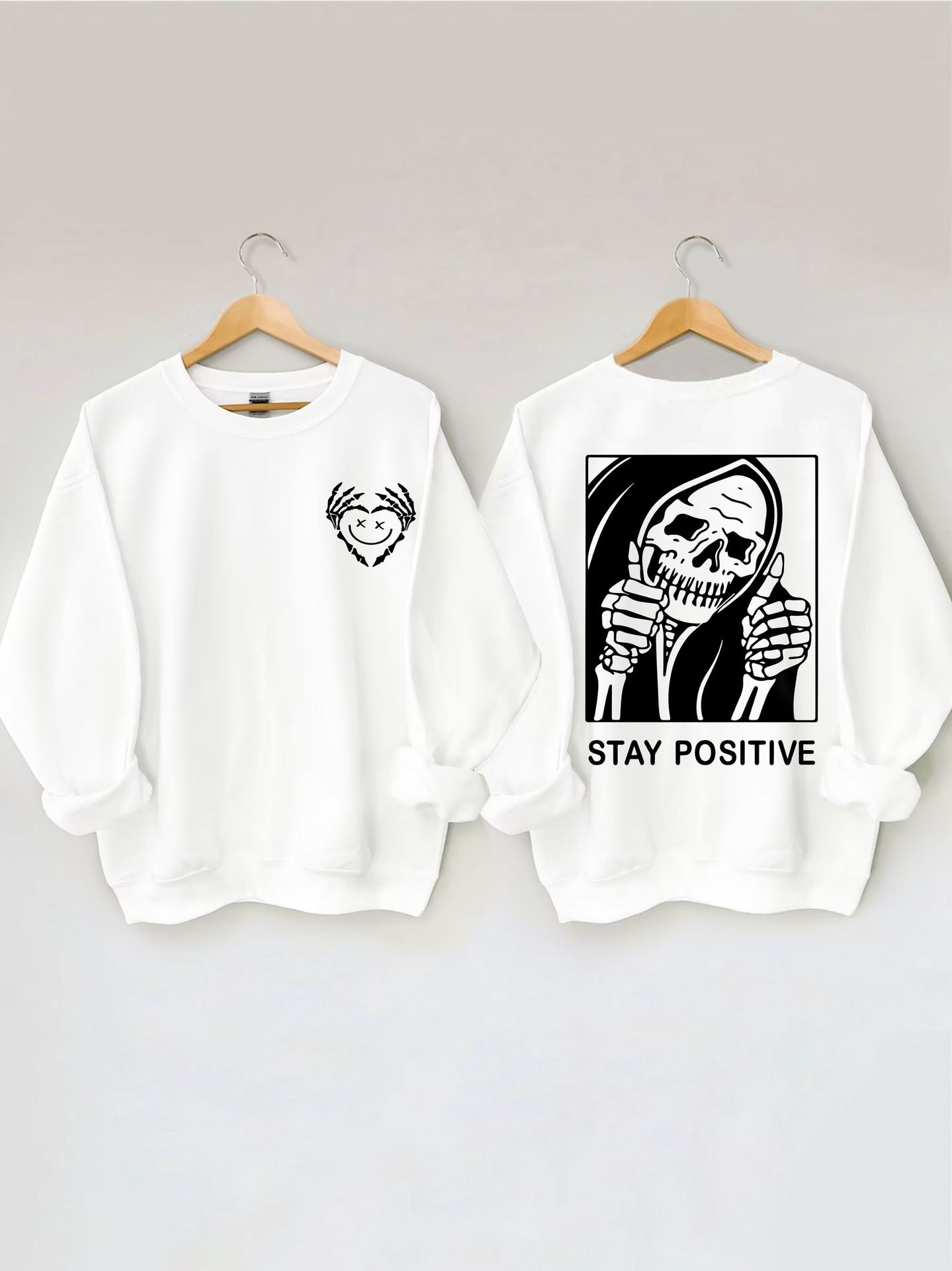Cute Heart Skull Graphic Streetwear Pullover Sweater