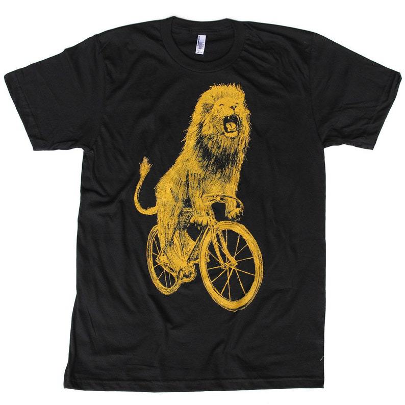 Unisex Bicycling Lion T-Shirt – Bold Graphic Short Sleeve