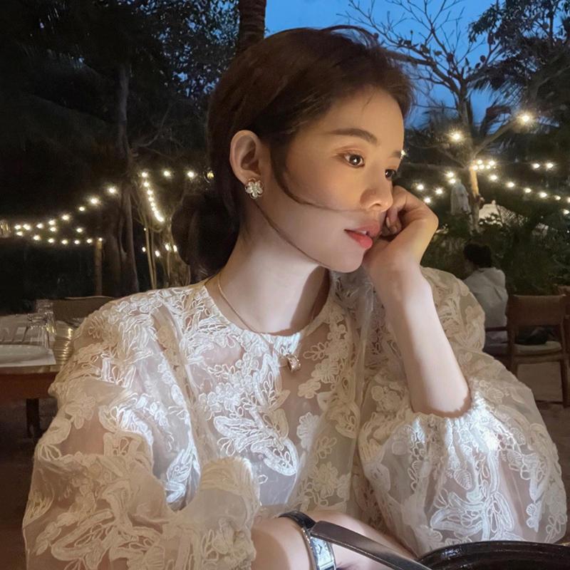 Summer French Style White Lace Bottoming Shirt Versatile Top For Women