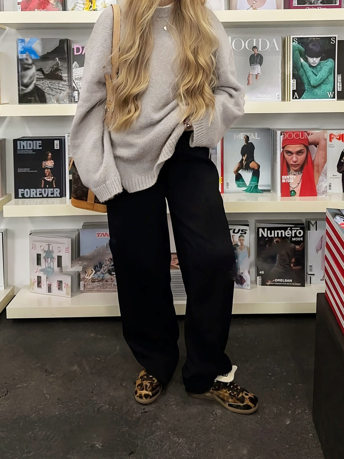 Crew-neck Fashionable Casual Loose-fit Knit Top