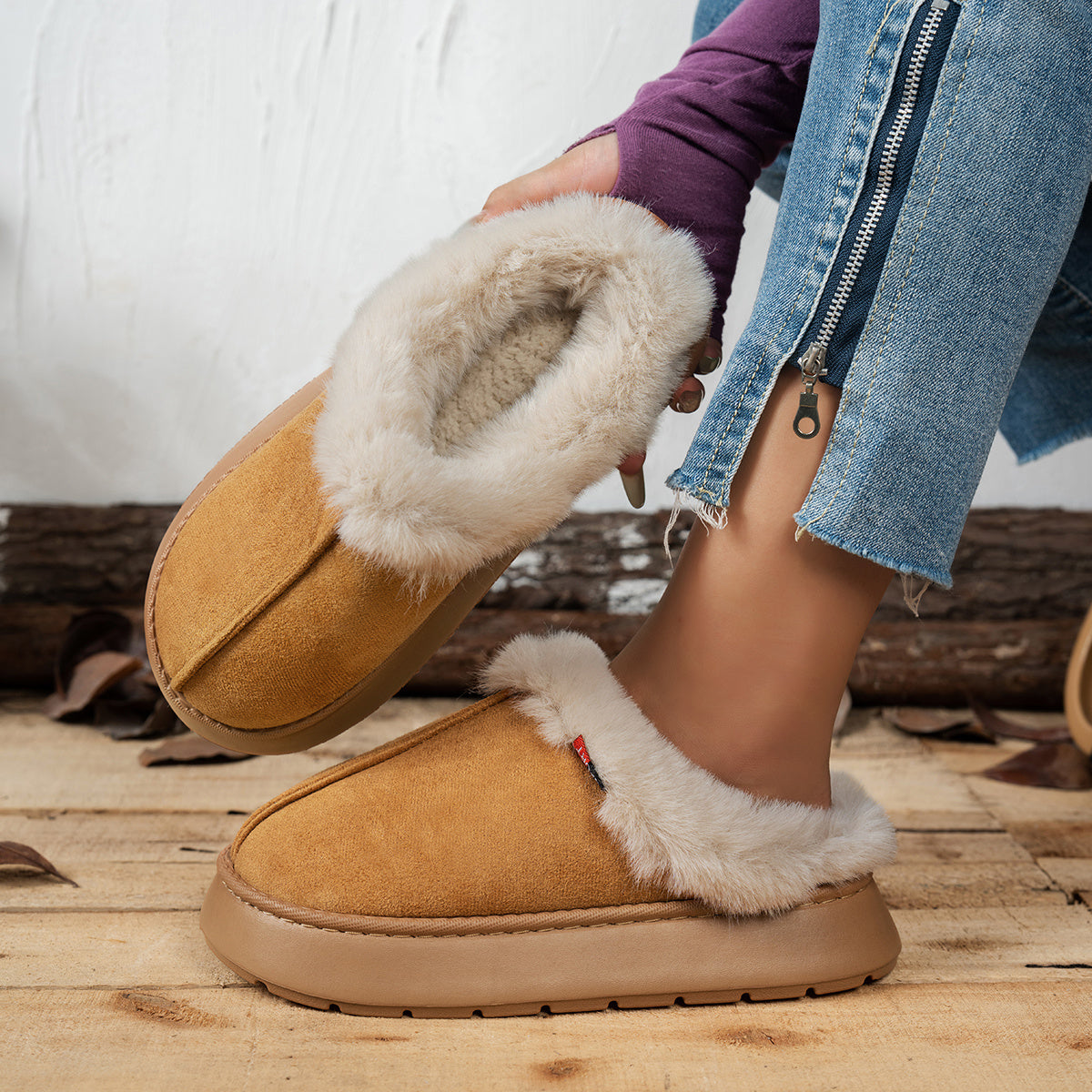 Thickened Plush Home Slippers – Multi‑Color, Lightweight, Warm Indoor Slippers