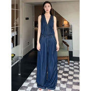 Fashionable Plus-Size Denim Overalls With Straps