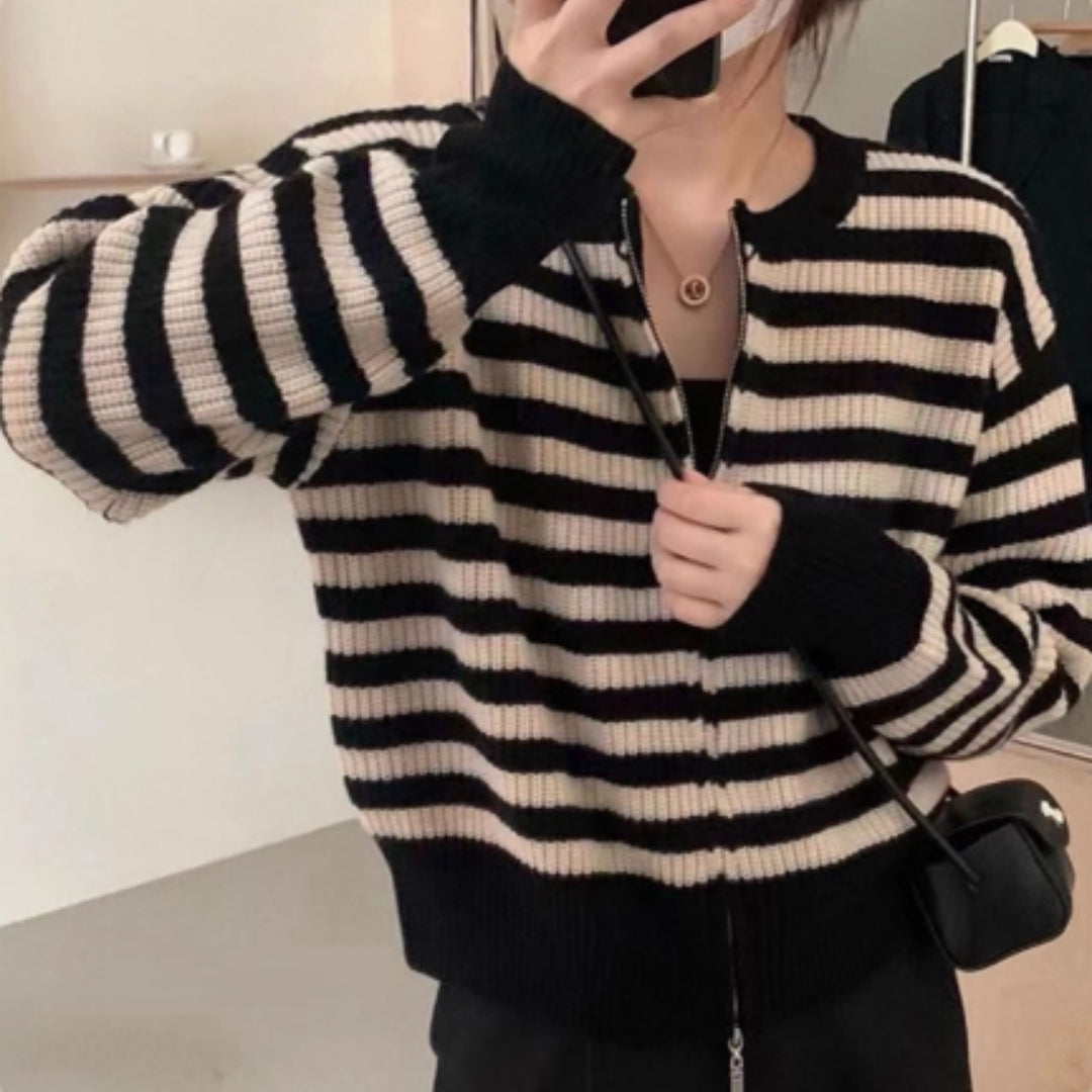 Women's Spring and Autumn Short Striped Knitted Bottoming Sweater