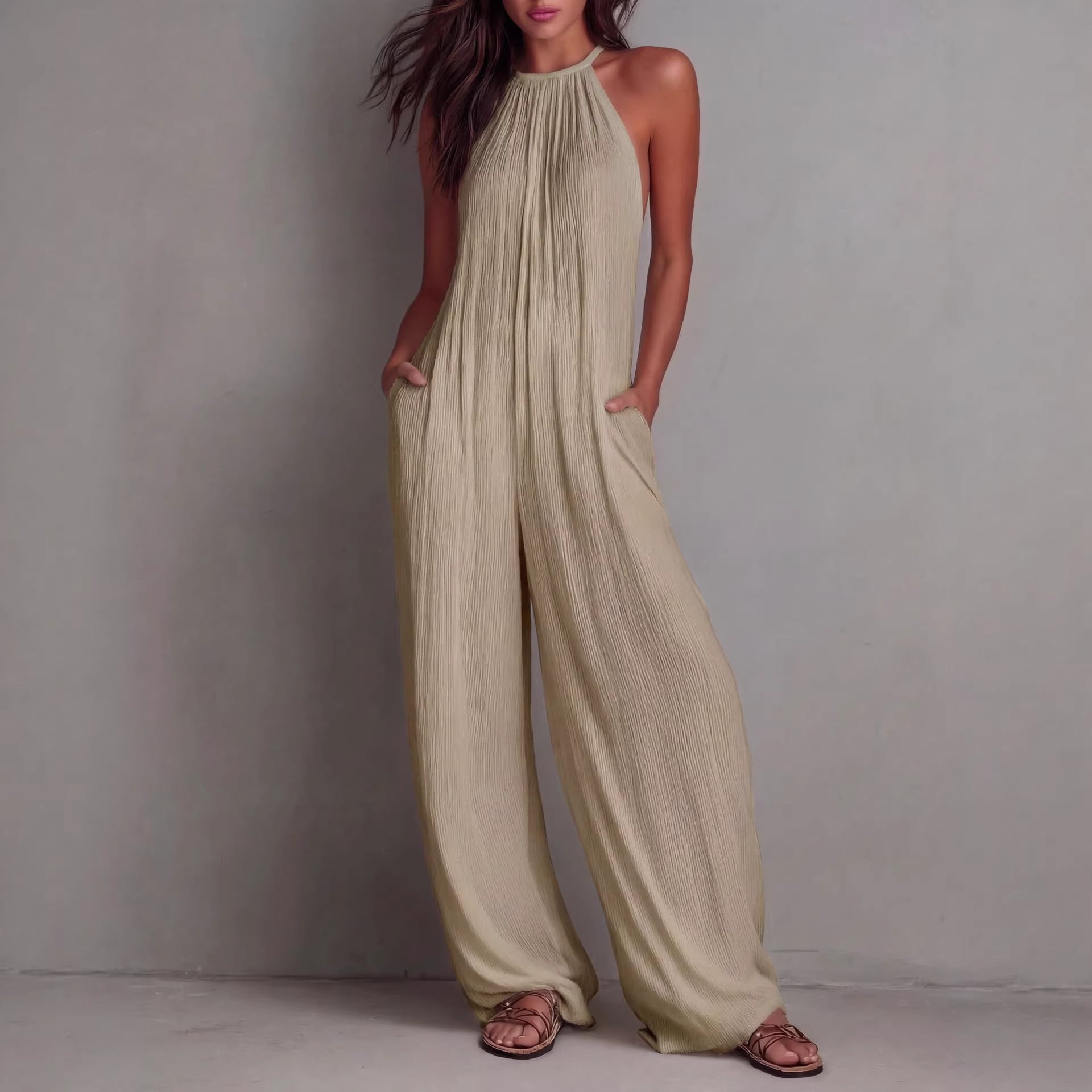 Chic Open-Back Pleated Wide-Leg Resort Jumpsuit