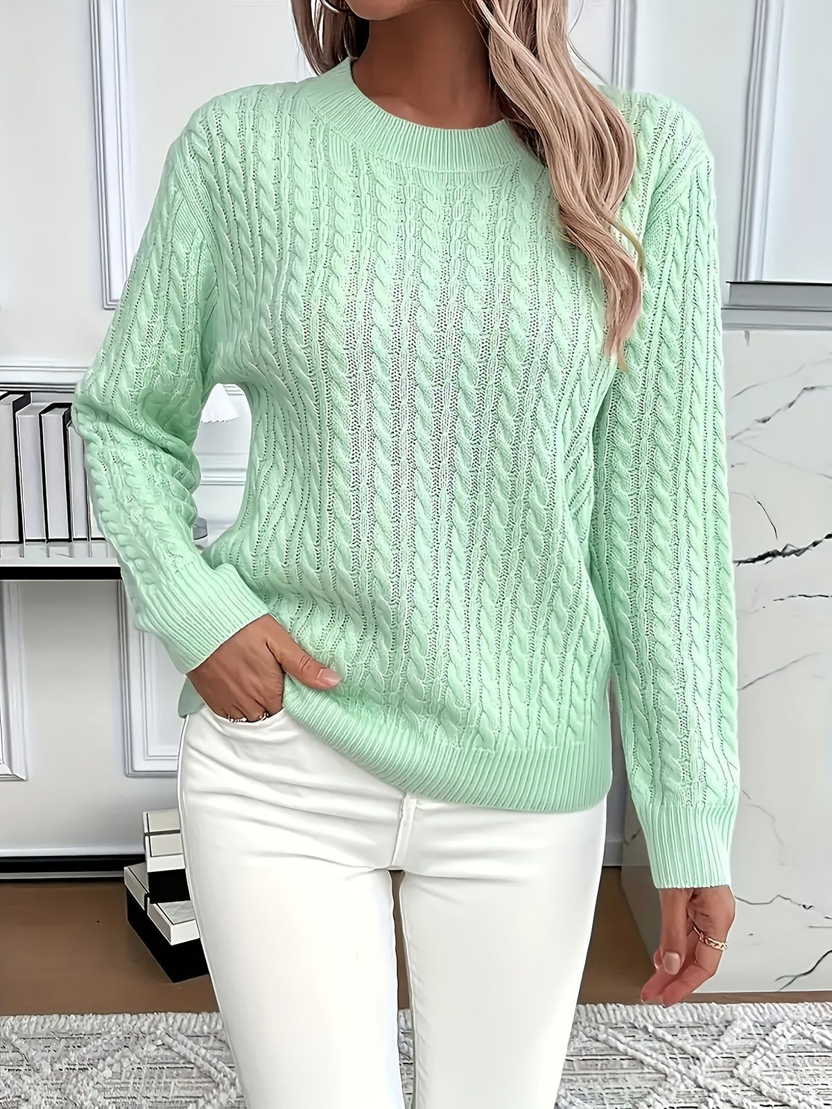 Versatile Fashion Classic Twist Round Neck Sweater