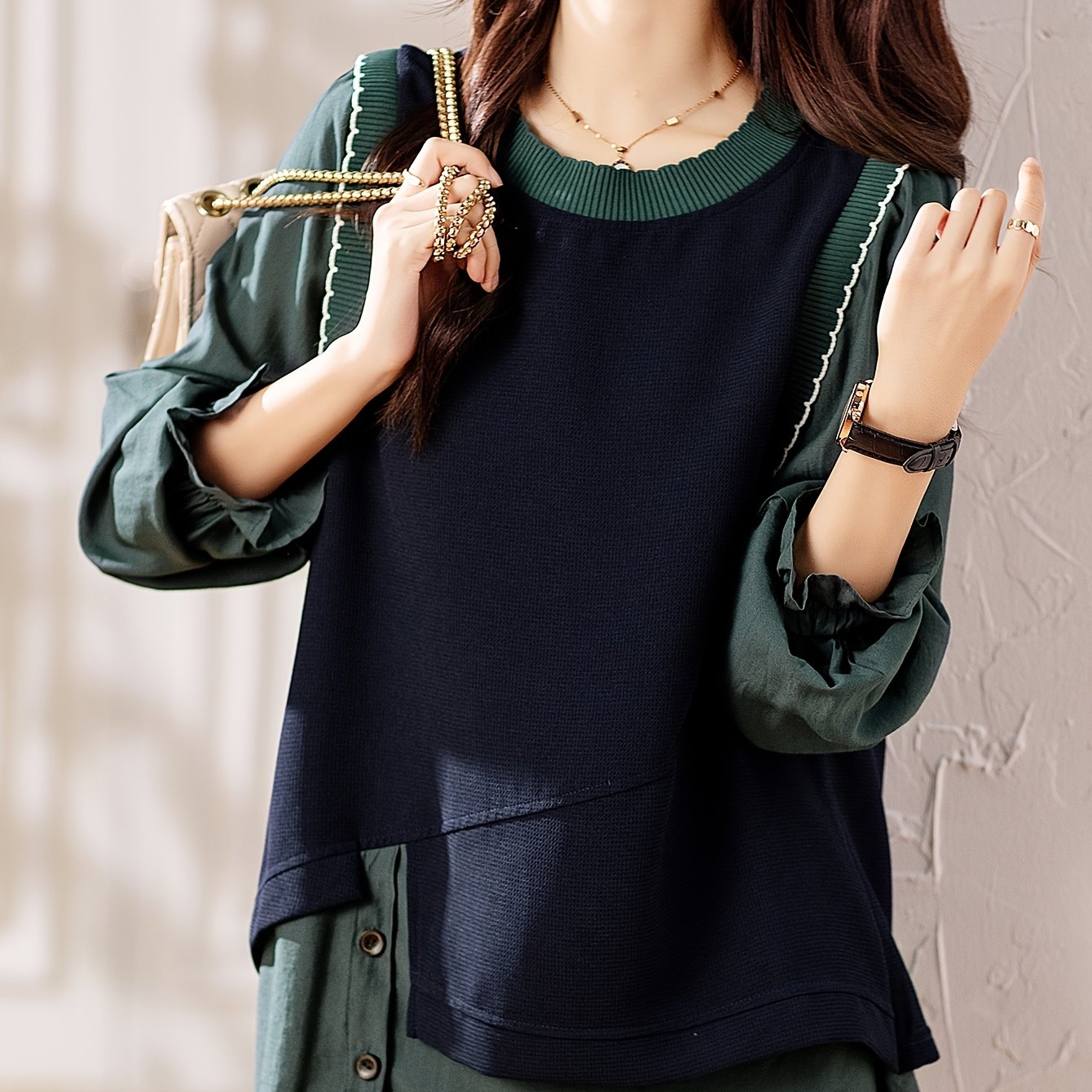 Plus Size Women's Long Sleeve Color Block Sweatshirt