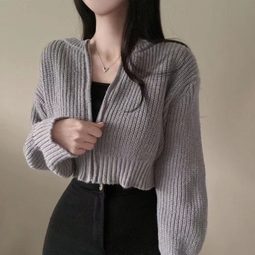 Niche Zipped Round Neck Loose Waist Trimming Short
