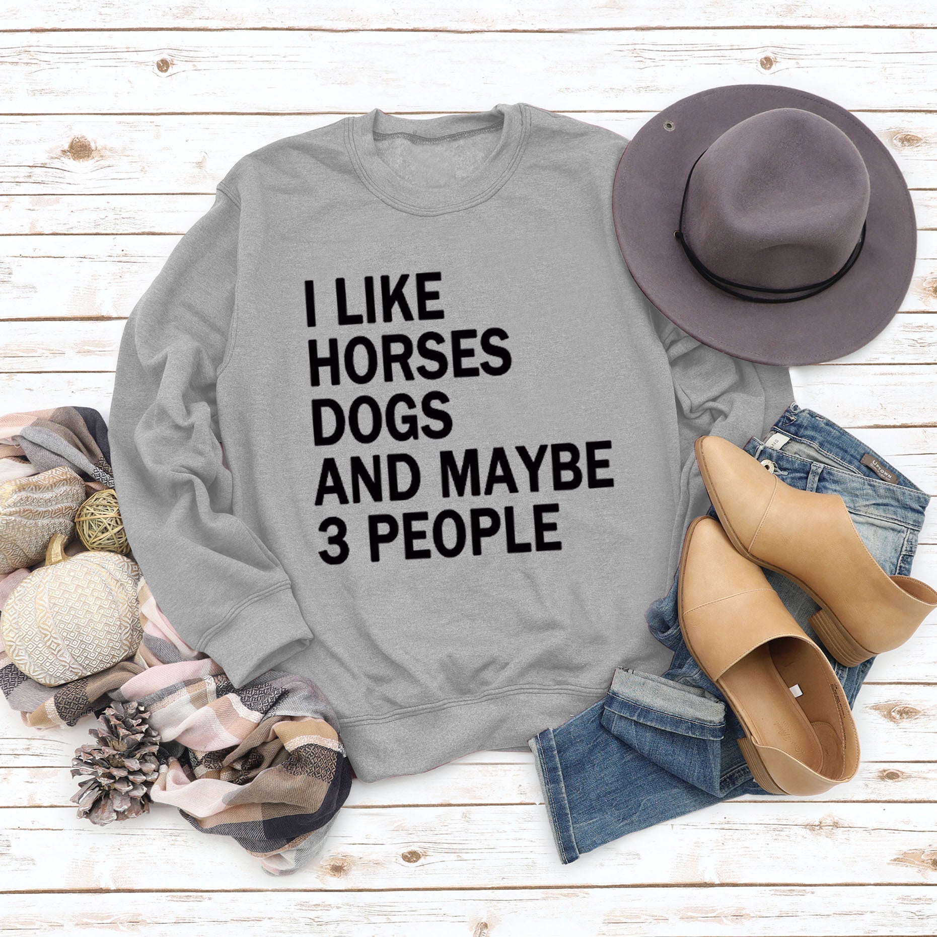 Women's Round Neck Fashionable Letter Loose Printed Sweater