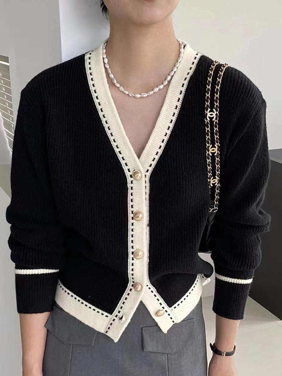 Korean Style Gentle and Comfortable Loose Large V-neck Slimming Bedford Cord Sweater
