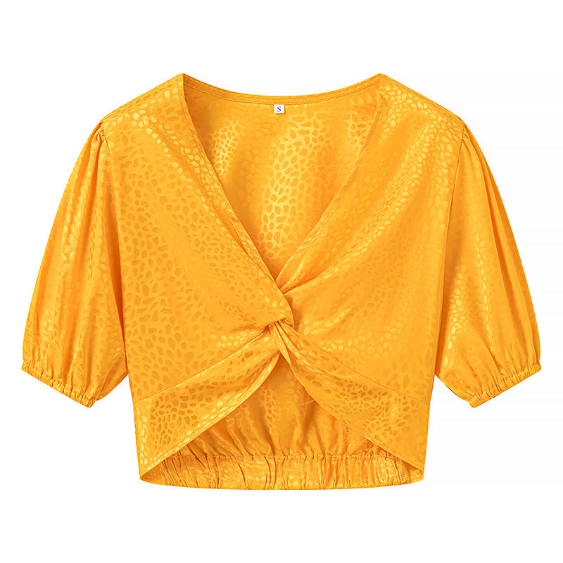 Elegant Triple-Color V‑Neck Short Sleeve Shirt – Slim Fit