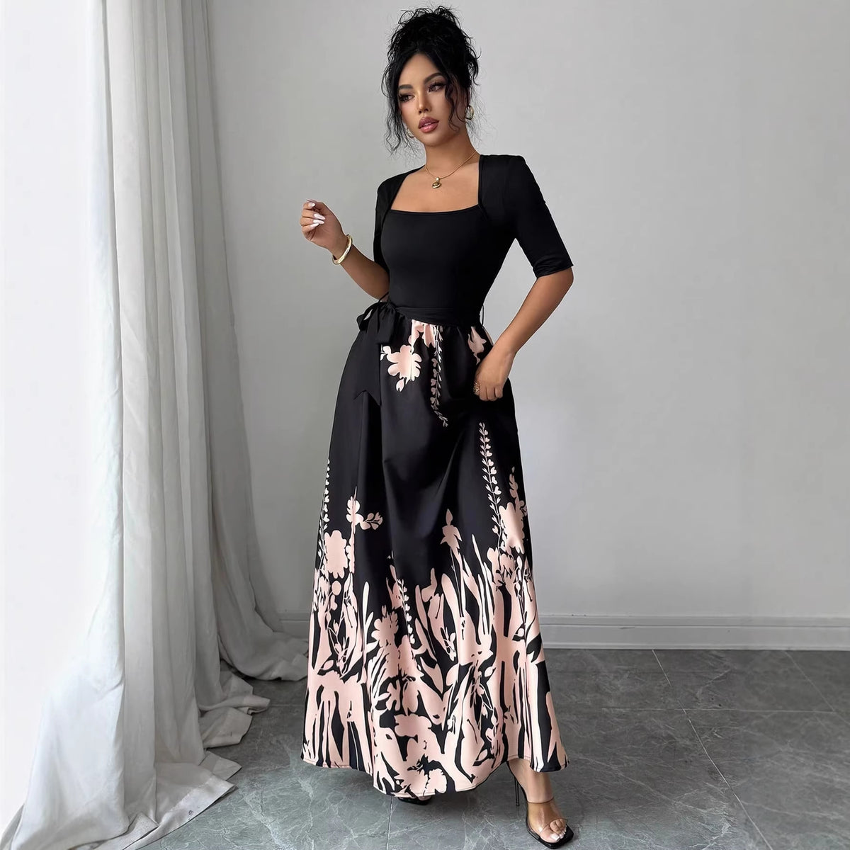 Elegant A-line Dress with a Floral Print