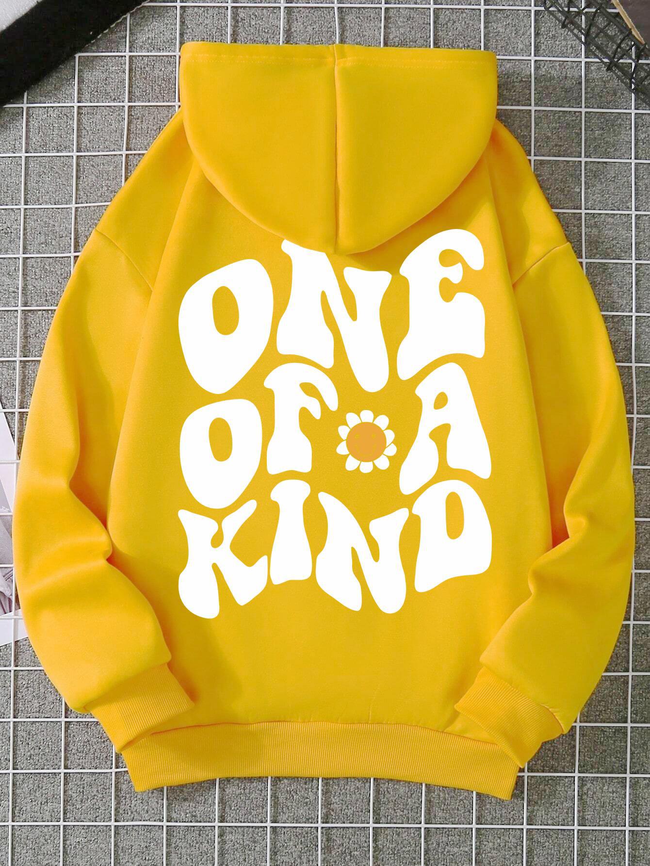 Charming Chrysanthemum Smile Print Cozy Hoodie Sweater