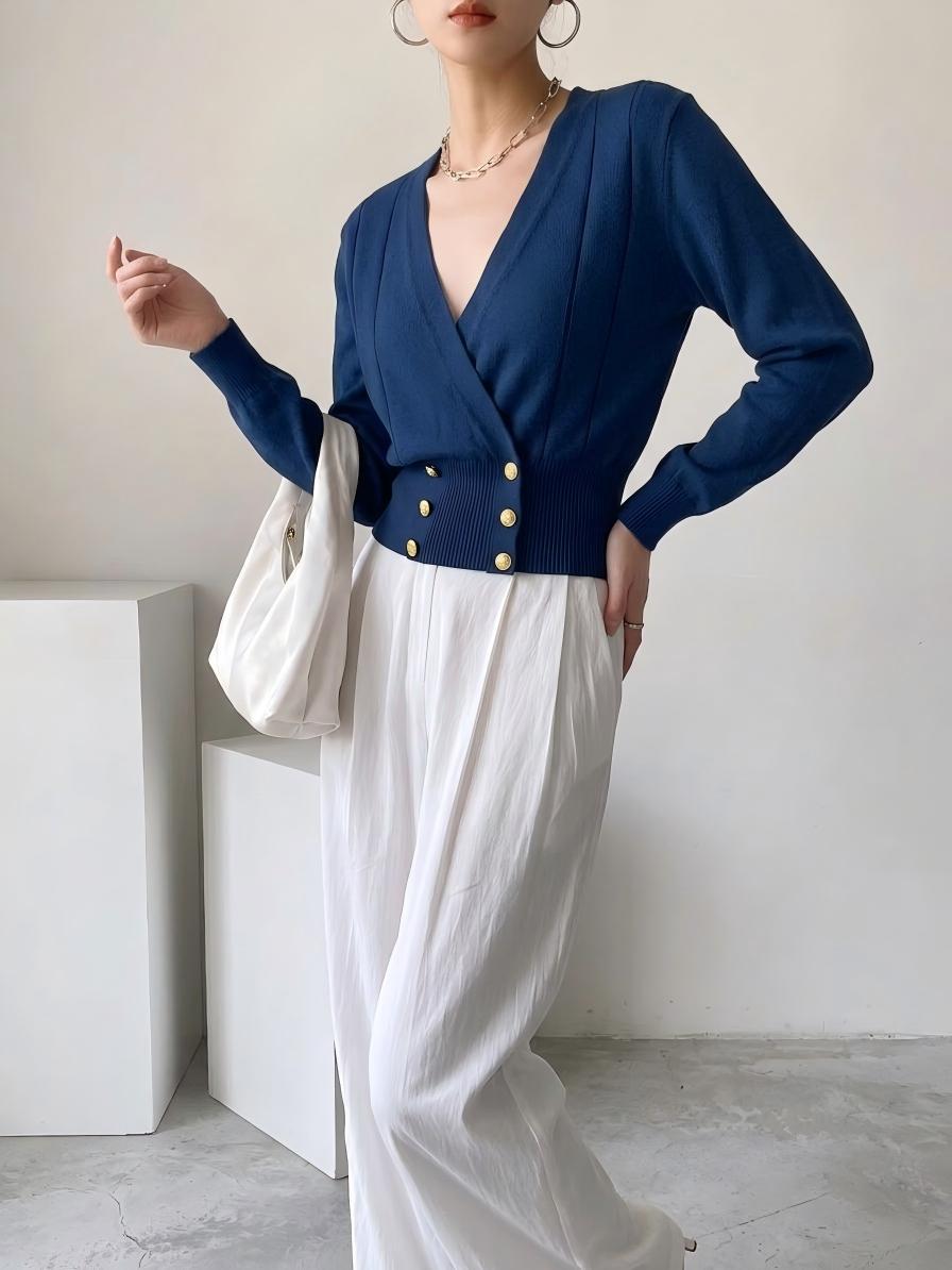 V-neck Double-breasted Knitted Cropped Sweater
