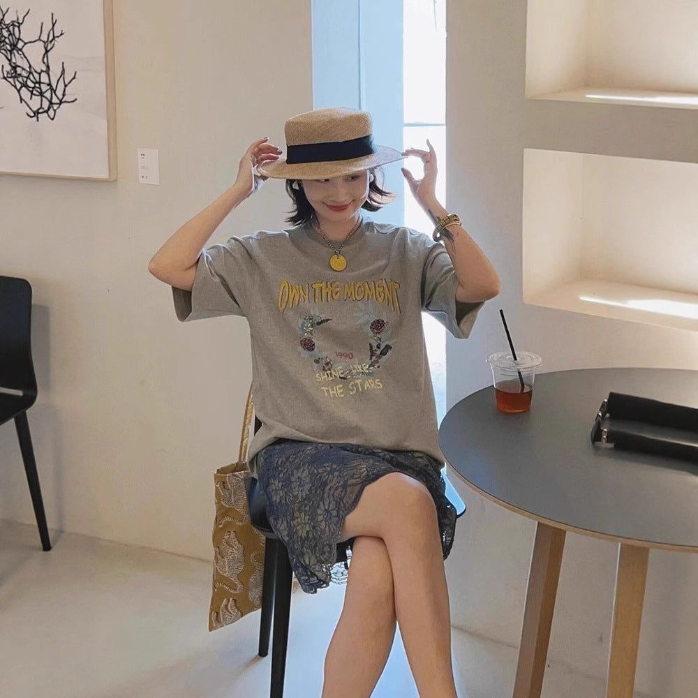 Light Gray Korean Crew‑Neck Short‑Sleeve Top – Relaxed Fit & Printed Design