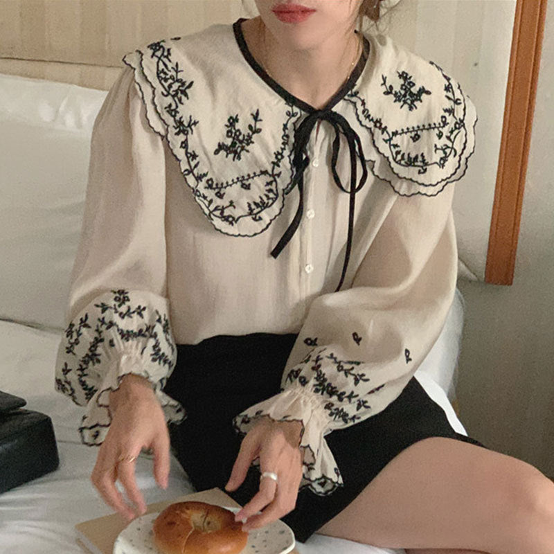 Large Lapel Single-breasted Loose Bell Sleeve Shirt