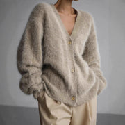 Knitted Outerwear V-neck Buttoned Long-sleeve Cardigan for Autumn and Winter