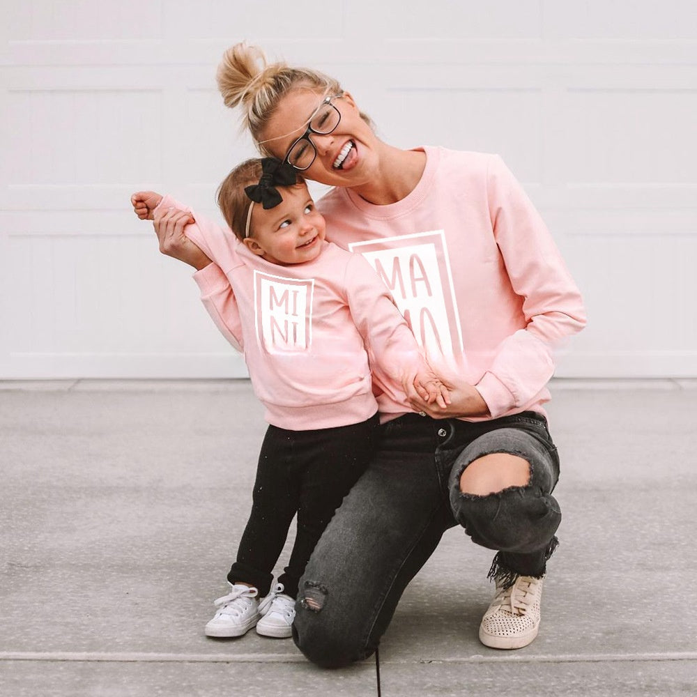 Matching Mother-Daughter Three-Color Fleece Sweatshirt