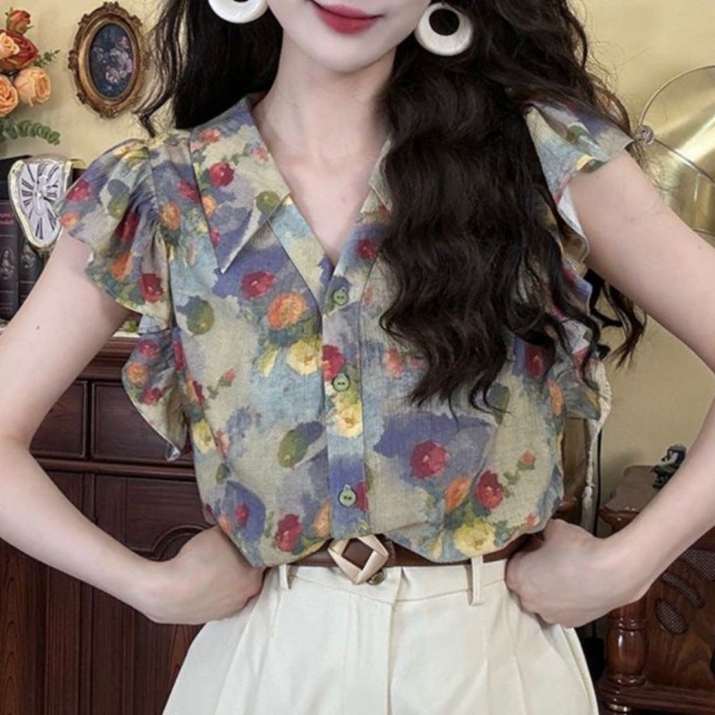 Elegant Retro V‑Neck Short‑Sleeve Top for Women – Flattering Fit