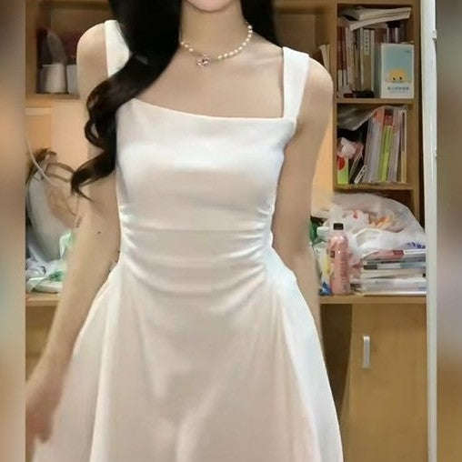 A Chic Waist-cinched Little White Dress for Petite Figures