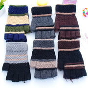 Warm Monochrome Mittens for Cold Weather