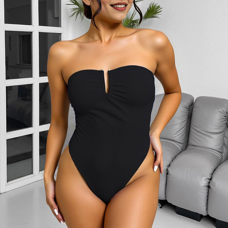 Women's Solid One-Piece Swimsuit Sleek & Supportive