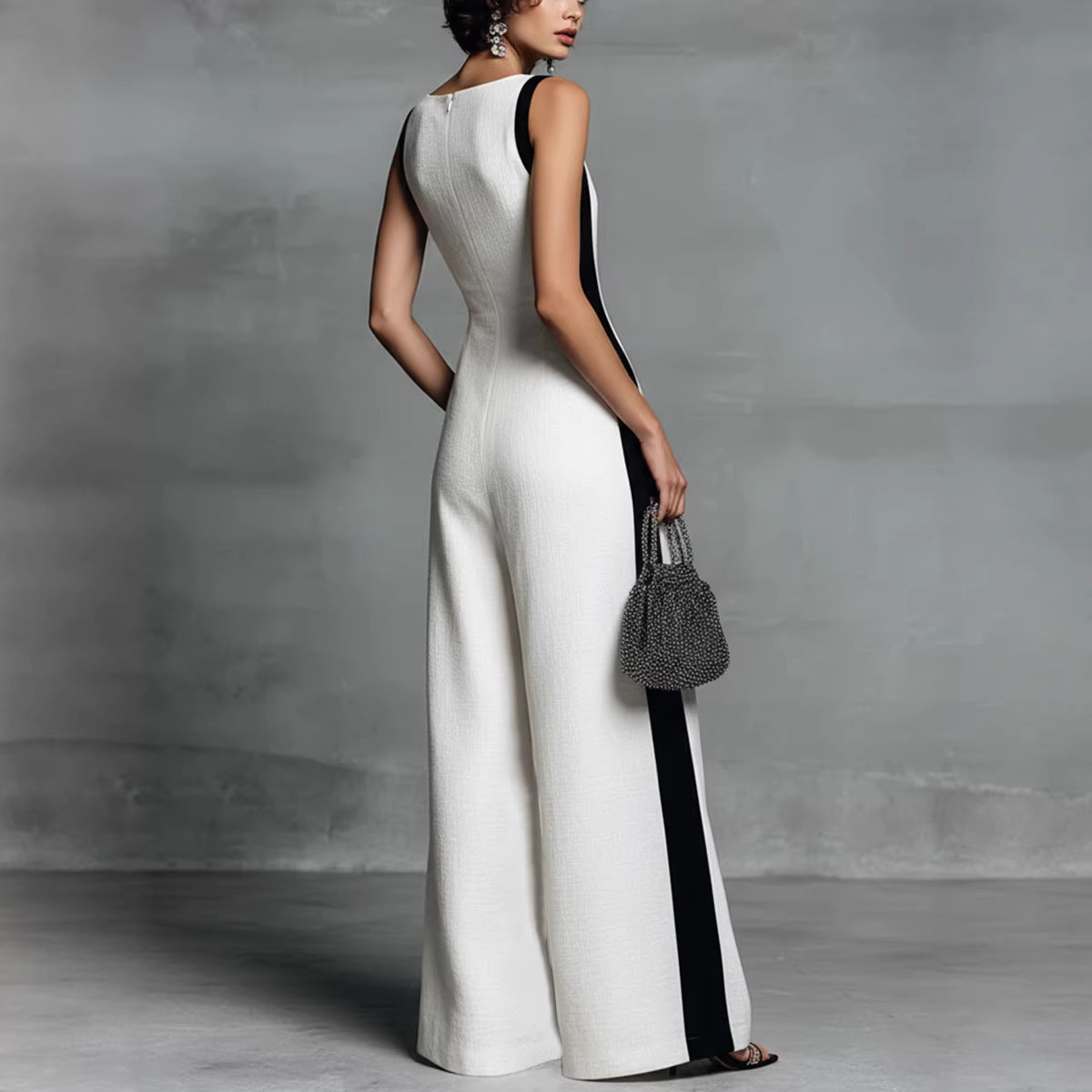 Chic V-Neck Wide-Leg Sleeveless Jumpsuit